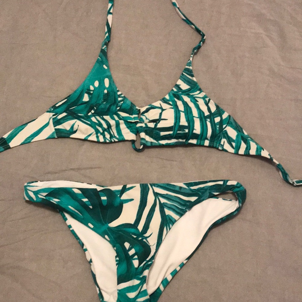 LA hearts bikini